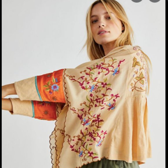 Free People Tops - Free People Waiting On a Sunny Day Top NWT XL